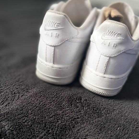 White AF1 - Picture 7 of 7